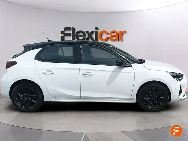 Usado Opel Corsa 100 CV (73 kW) 2023 Blanco Utilitario