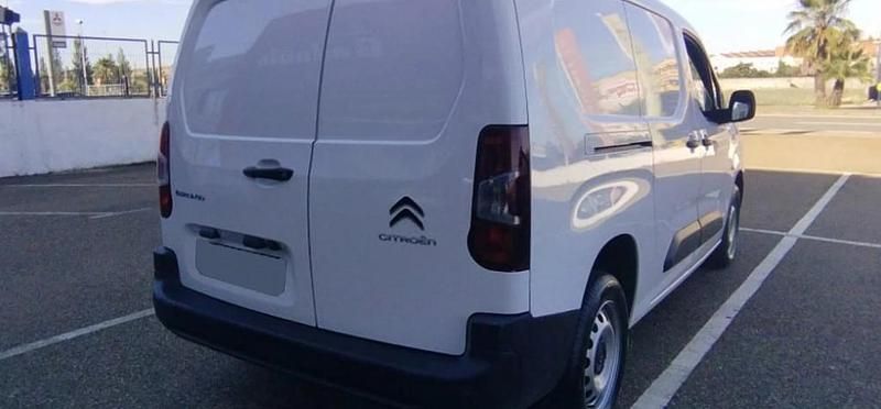 Usado Citroën Berlingo 102 CV (75 kW) 2019 Ewp  pintura blanco banquise Monovolumen