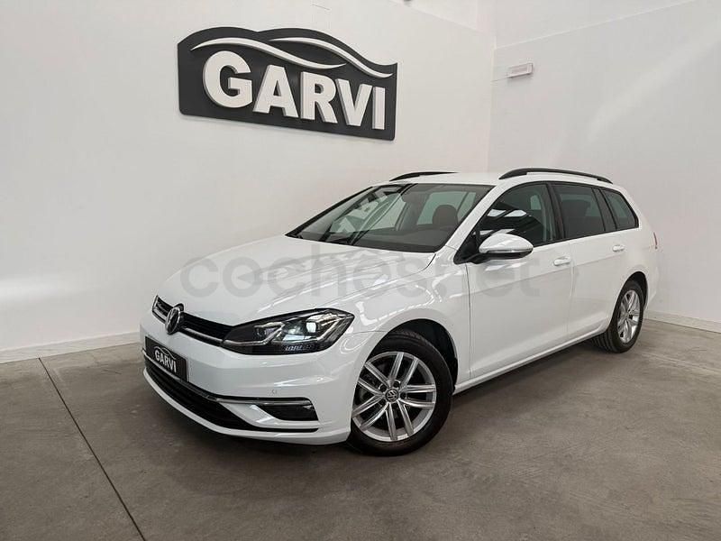 Usado VW Golf VII Advance 150 CV (110 kW) 2020 Blanco Familiar