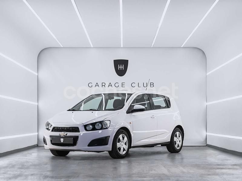 Blanco Usado 2012 Chevrolet Aveo LT Berlina | 7999 € (Un poco caro) - Imagen 1/4