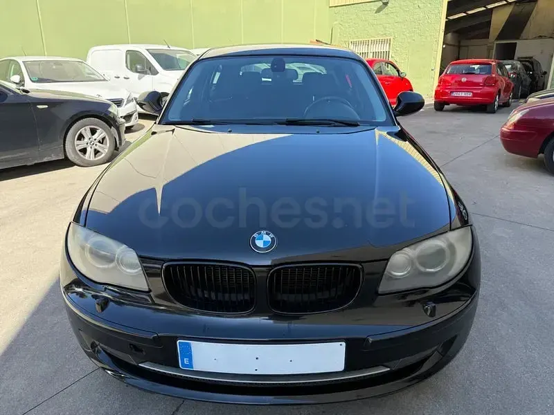 Usado BMW 116 M Sport 122 CV (89 kW) 2011 Negro Utilitario