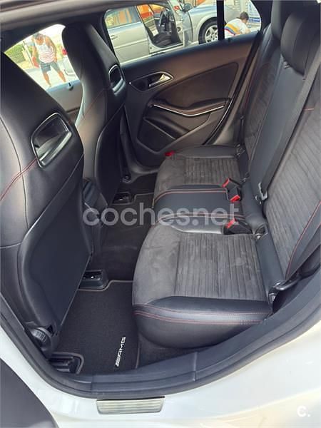 Usado Mercedes CLA200 Shooting Brake 156 CV (114 kW) 2019 Blanco Familiar