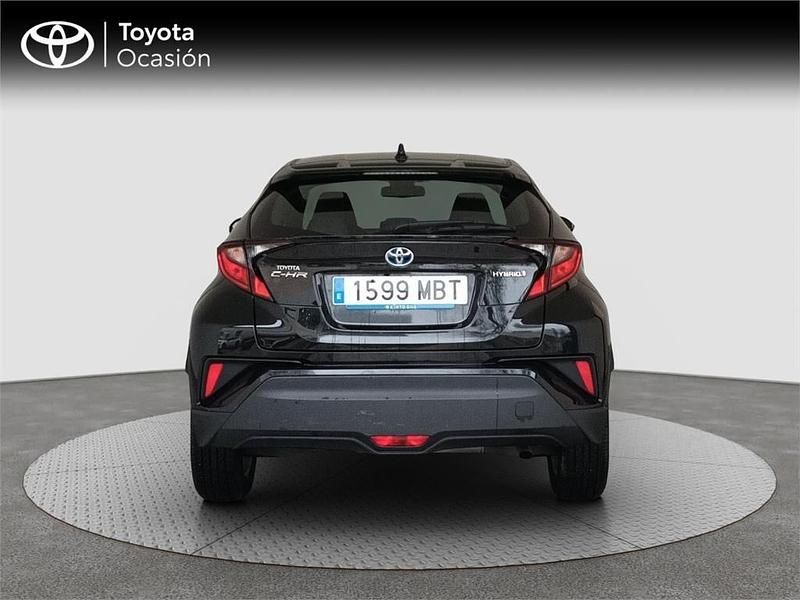 Usado Toyota C-HR Active 122 CV (89 kW) 2022 Negro SUV