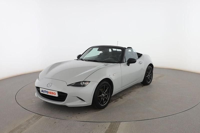 Usado Mazda MX5 Luxury 130 CV (95 kW) 2016 Gris Descapotable