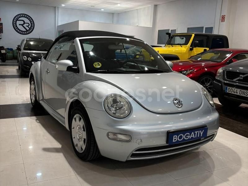 Gris / plata Usado 2005 VW Beetle Descapotable | 6932 € (Precio justo) - Imagen 1/4