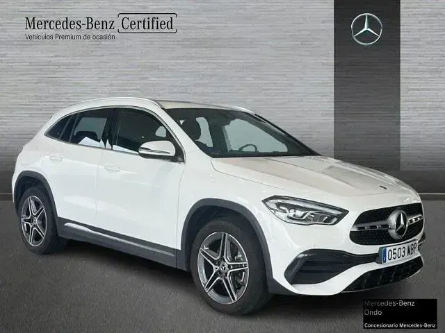 Usado Mercedes GLA250 218 CV (160 kW) 2022 Blanco SUV