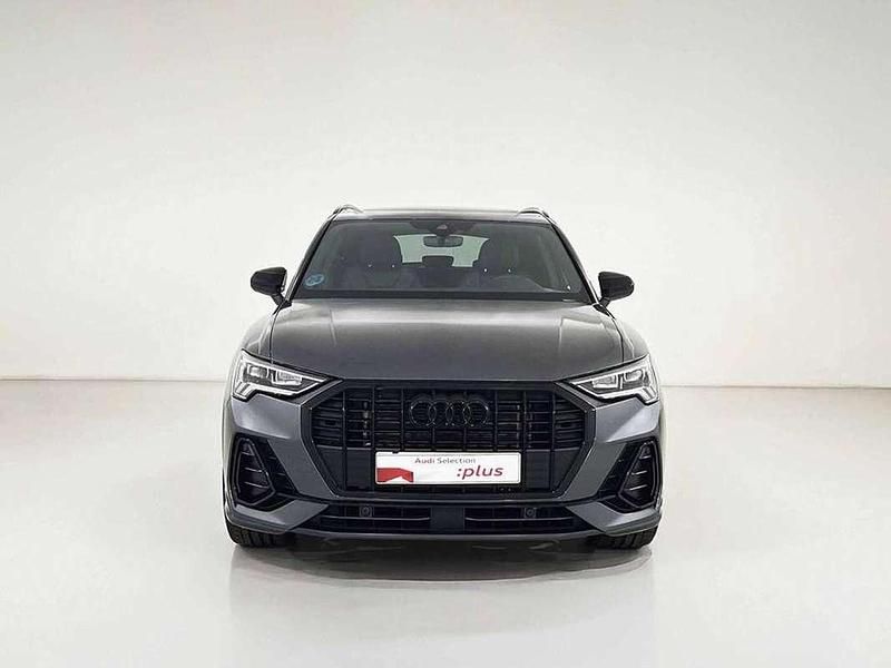 Usado Audi Q3 Ambiente 150 CV (110 kW) 2024 Gris / plata SUV