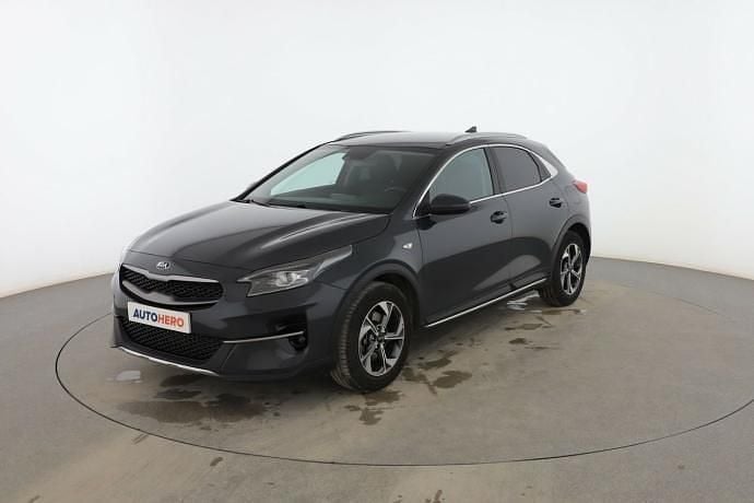 Gris Usado 2019 Kia XCeed SUV | 15.499 € (Precio justo) - Imagen 1/4