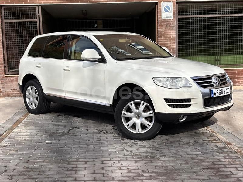 Blanco Usado 2008 VW Touareg R SUV | 9900 € (Precio justo) - Imagen 1/4