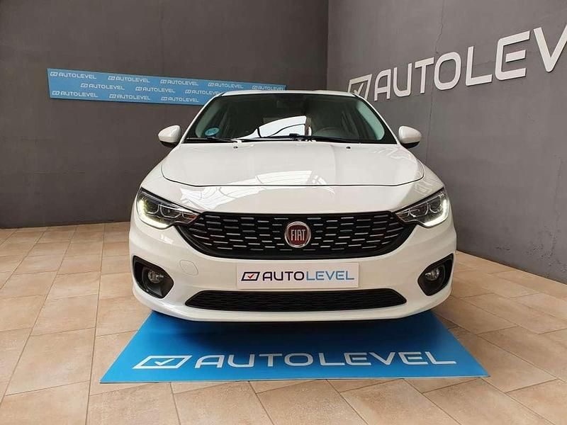Usado Fiat Tipo Mirror 95 HP (69 kW) 2021 Branco Citadino