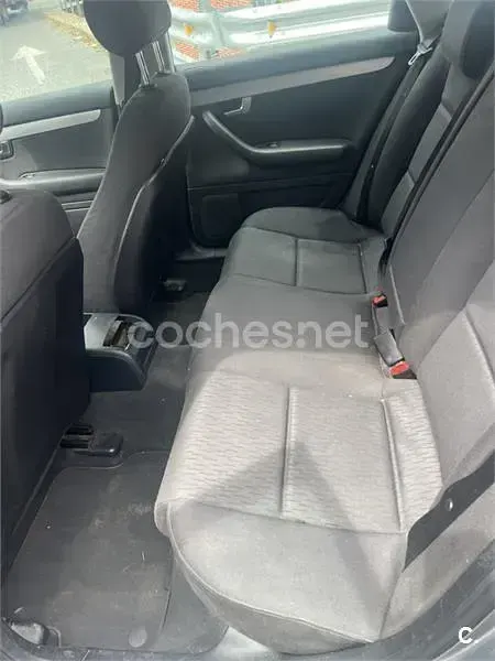Usado Audi A4 S-Line 140 CV (102 kW) 2006 Gris / plata Familiar