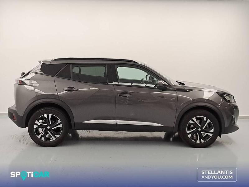 Usado Peugeot 2008 Allure 101 CV (74 kW) 2021 Gris SUV