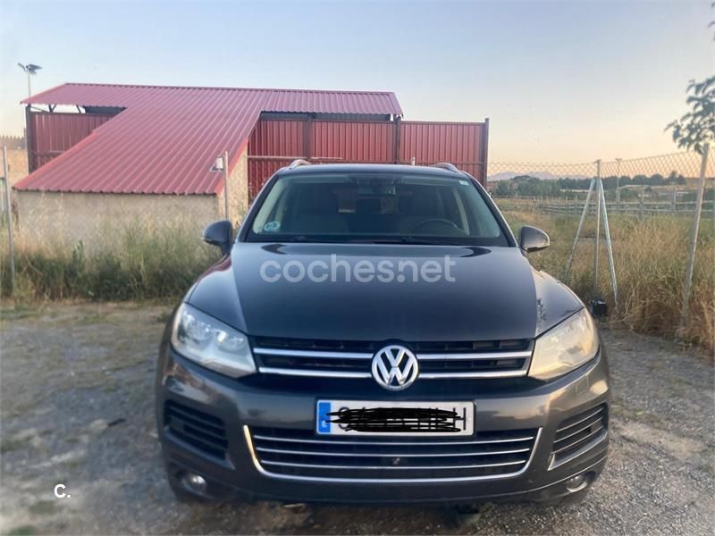 Gris / plata Usado 2011 VW Touareg SUV | 7000 € - Imagen 1/4