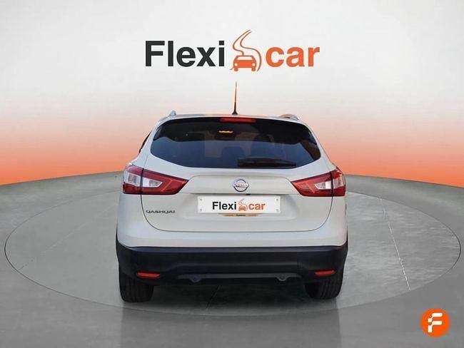 Usado Nissan Qashqai Premium Edition 163 CV (119 kW) 2015 Blanco SUV