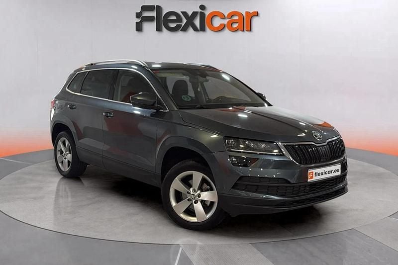 Gris Usado 2019 Skoda Karoq Ambition SUV | 21.590 € (Precio justo) - Imagen 1/4