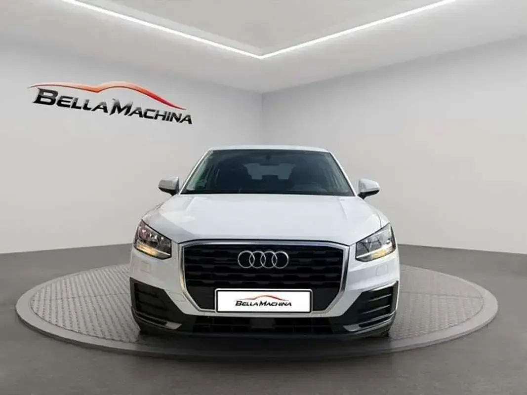 Używany Audi Q2 150 KM (110 kW) 2020 Biały SUV