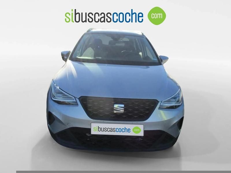 Usado Seat Arona Style 115 CV (84 kW) 2024 Gris/plata SUV