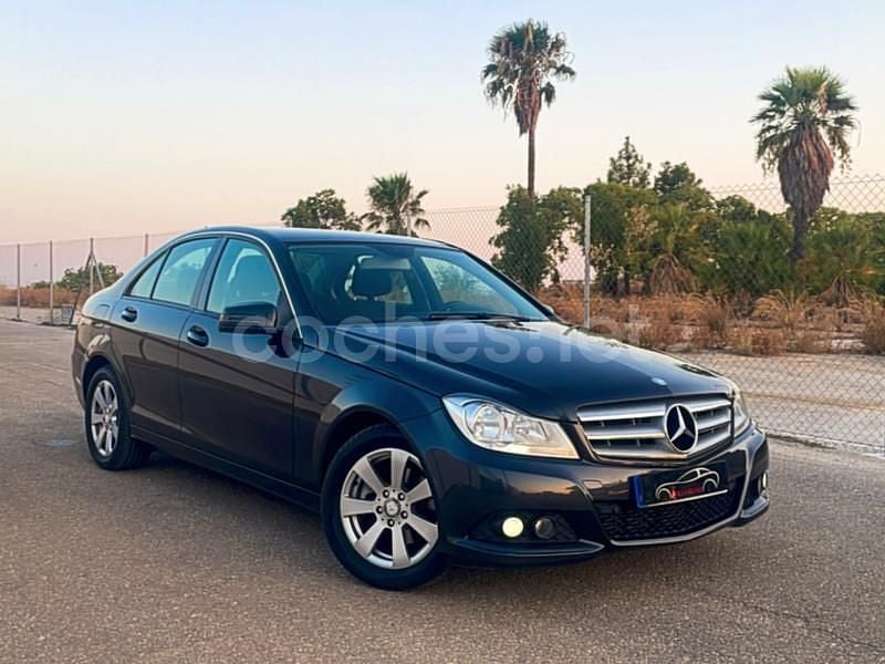 Negro Usado 2013 Mercedes C180 Avantgarde Berlina | 9400 € (Buen precio) - Imagen 1/4