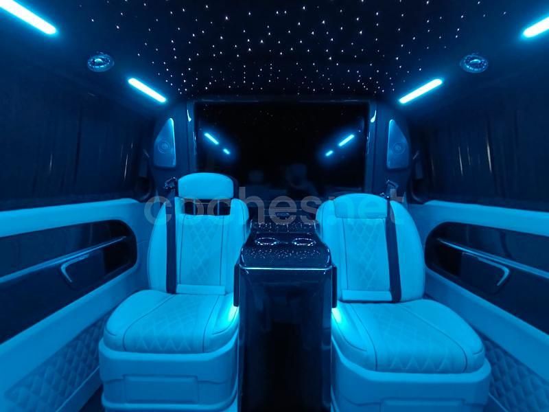 Usado Mercedes V300 Exclusive 239 CV (175 kW) 2022 Negro Monovolumen