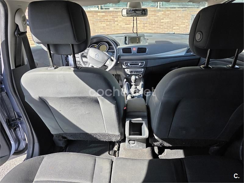 Usado Renault Mégane 105 CV (77 kW) 2010 Azul Berlina
