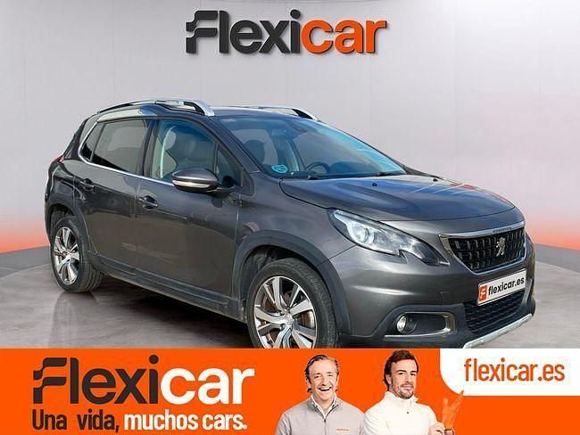 Usado Peugeot 2008 Allure 120 CV (88 kW) 2019 Gris SUV