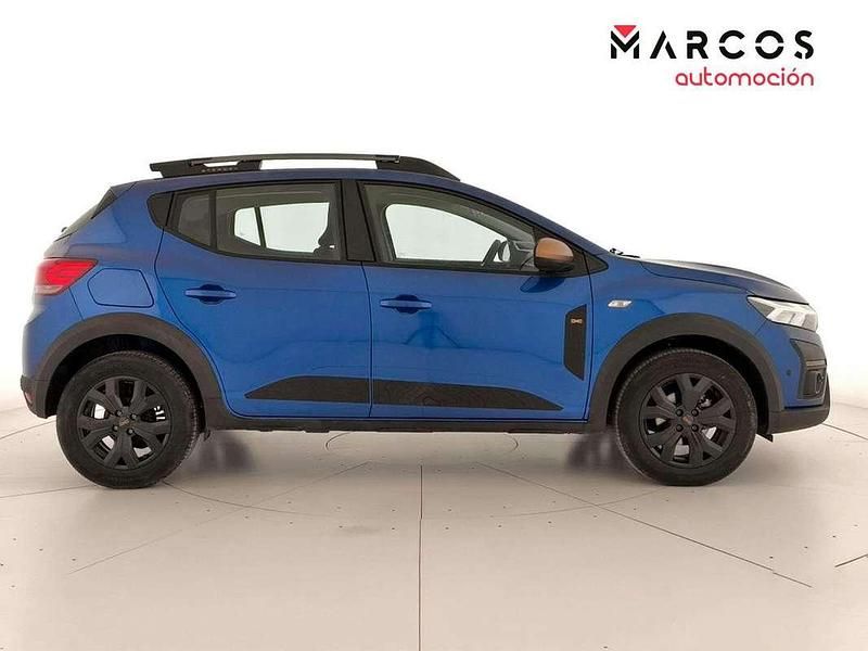 Usado Dacia Sandero Extreme 101 CV (74 kW) 2025 Azul Berlina