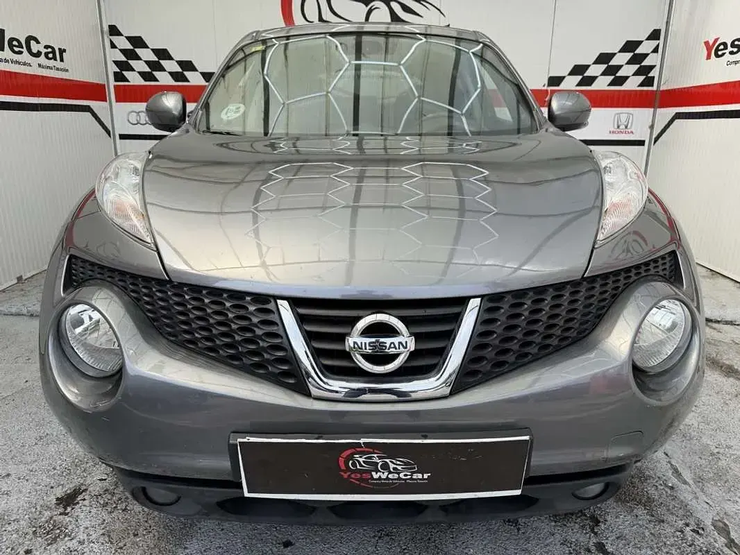Usado Nissan Juke Premium Edition 110 CV (80 kW) 2013 Gris SUV