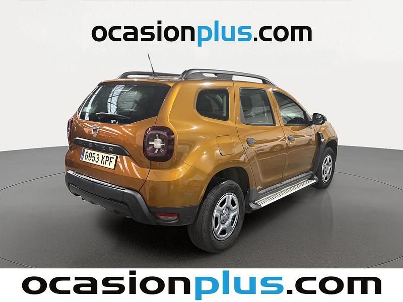 Usado Dacia Duster Essentiel 90 CV (66 kW) 2018 Marrón SUV