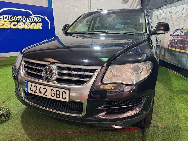 Usado VW Touareg 240 CV (176 kW) 2008 Negro SUV
