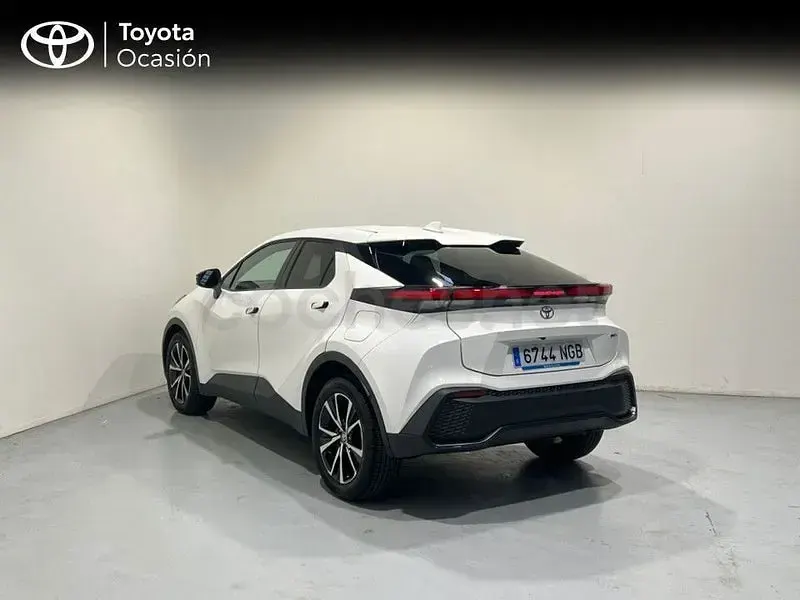 Usado Toyota C-HR Advance 140 CV (102 kW) 2025 Blanco SUV