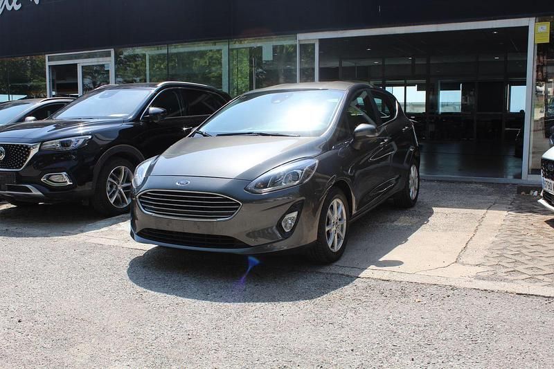 Gris Usado 2021 Ford Fiesta ST-Line Utilitario | 11.850 € (Precio justo) - Imagen 1/4