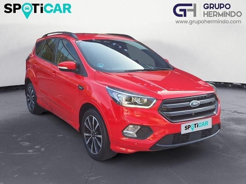 Rojo Usado 2018 Ford Kuga ST-Line SUV | 15.485 € (Precio justo) - Imagen 1/4