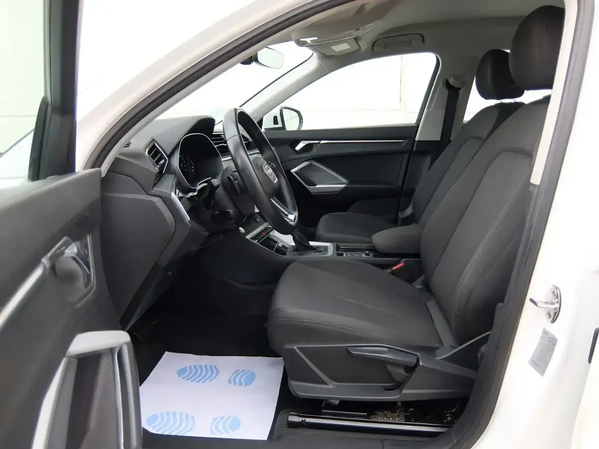 Usado Audi Q3 Advanced 150 CV (110 kW) 2020 Blanco SUV