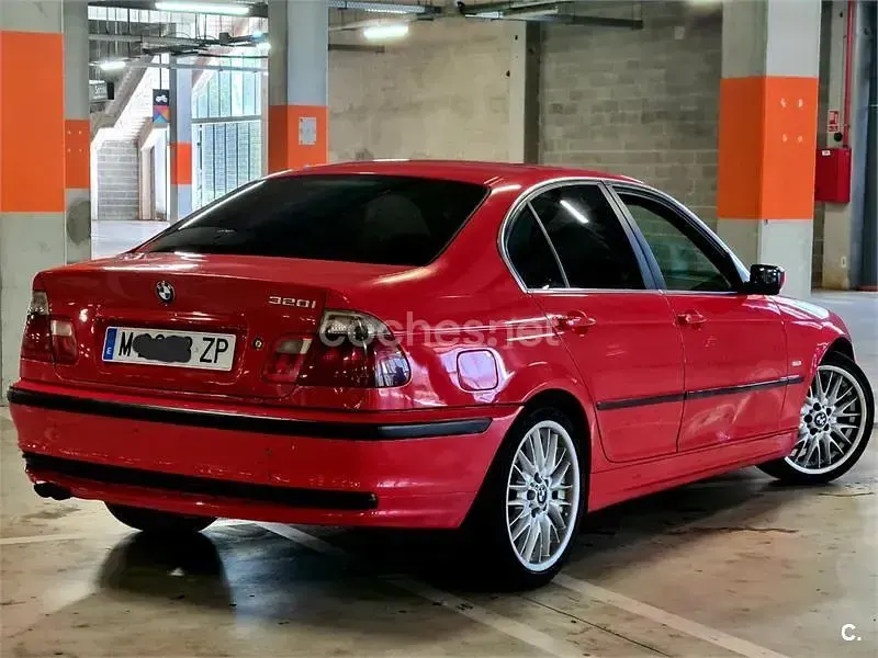 Usado BMW 320 150 CV (110 kW) 2000 Rojo Berlina