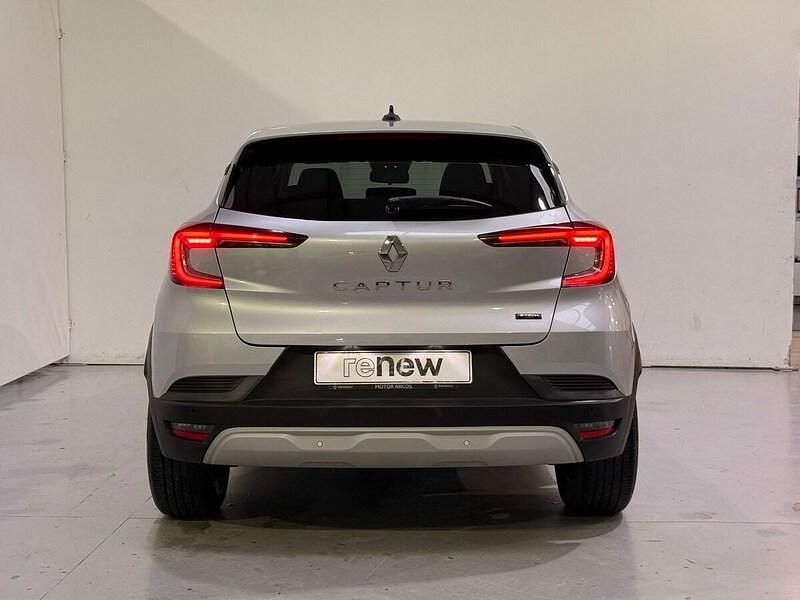 Usado Renault Captur Evolution 145 HP (106 kW) 2023 Cinzento SUV