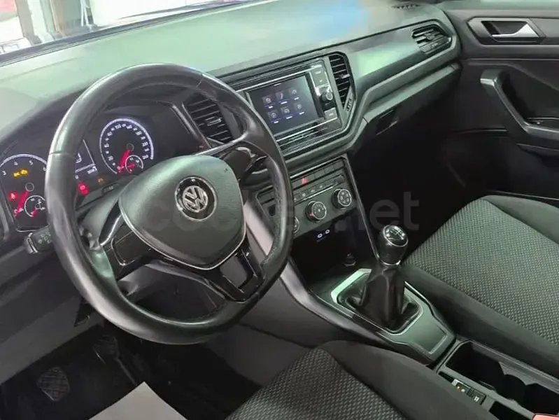 Occasion VW T-Roc Advance 115 PK (84 kW) 2018 Blauw SUV