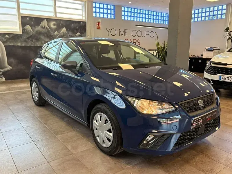Usado Seat Ibiza Reference 95 CV (69 kW) 2019 Azul Utilitario