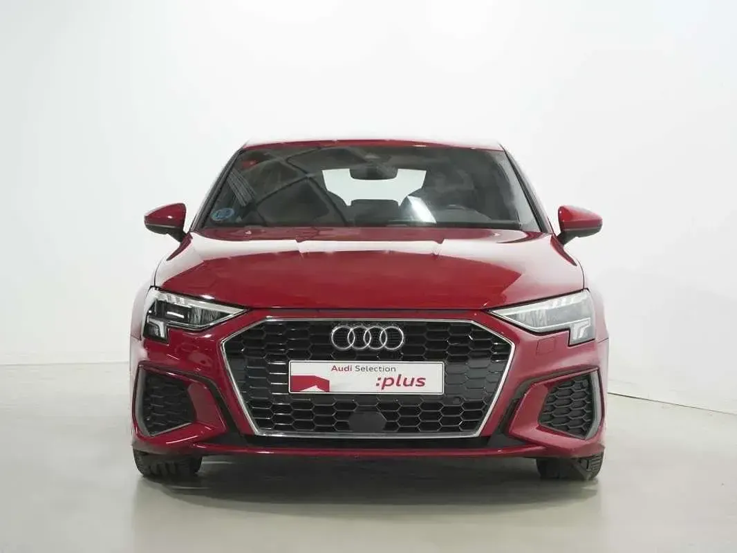 Usado Audi A3 Sportback 150 CV (110 kW) 2021 Rojo Utilitario
