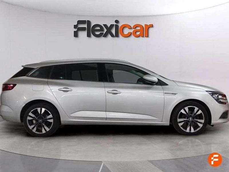 Usado Renault Mégane GrandTour Zen 116 CV (85 kW) 2021 Gris Familiar