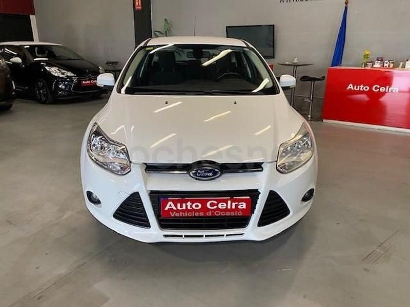 Używany Ford Focus Trend 150 KM (110 kW) 2011 Biały Sedan/Limuzyna
