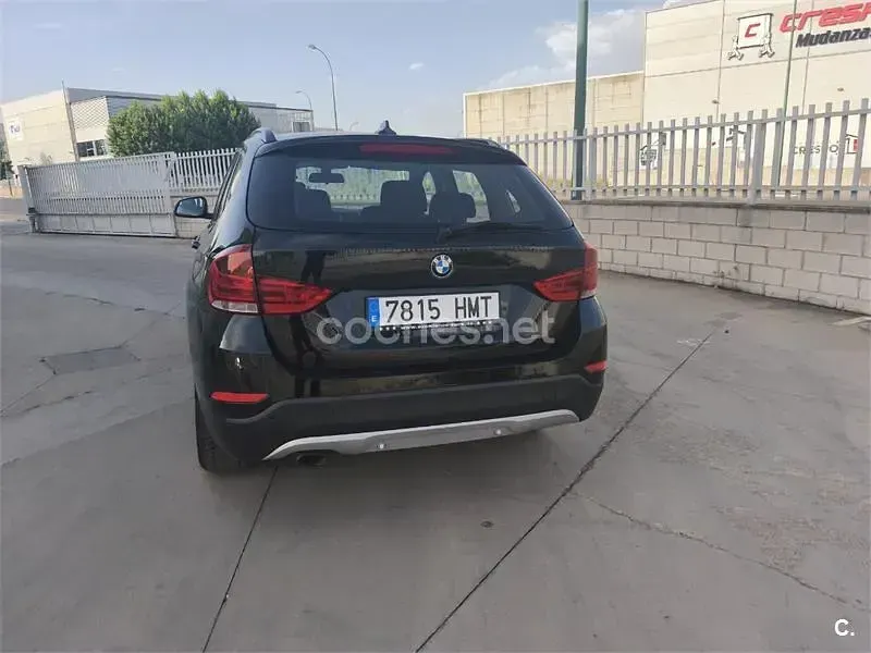 Usado BMW X1 143 CV (105 kW) 2012 Negro SUV