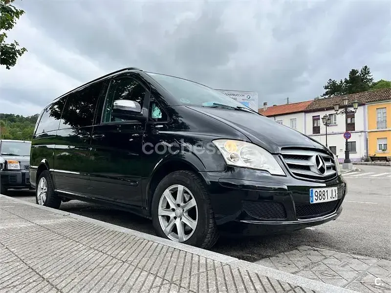 Usado Mercedes Viano 150 CV (110 kW) 2011 Negro Monovolumen
