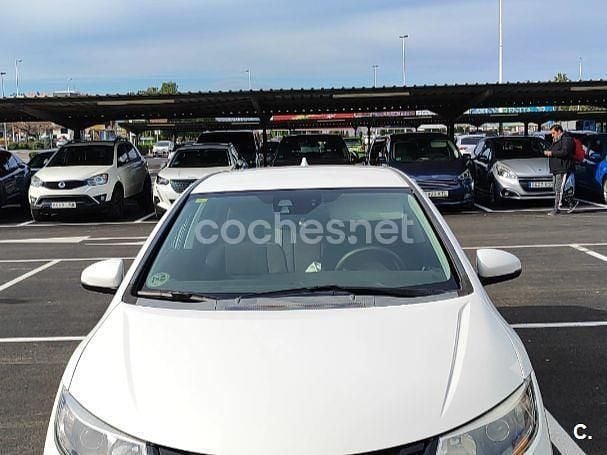 Usado Honda Civic Elegance 120 CV (88 kW) 2015 Blanco Berlina