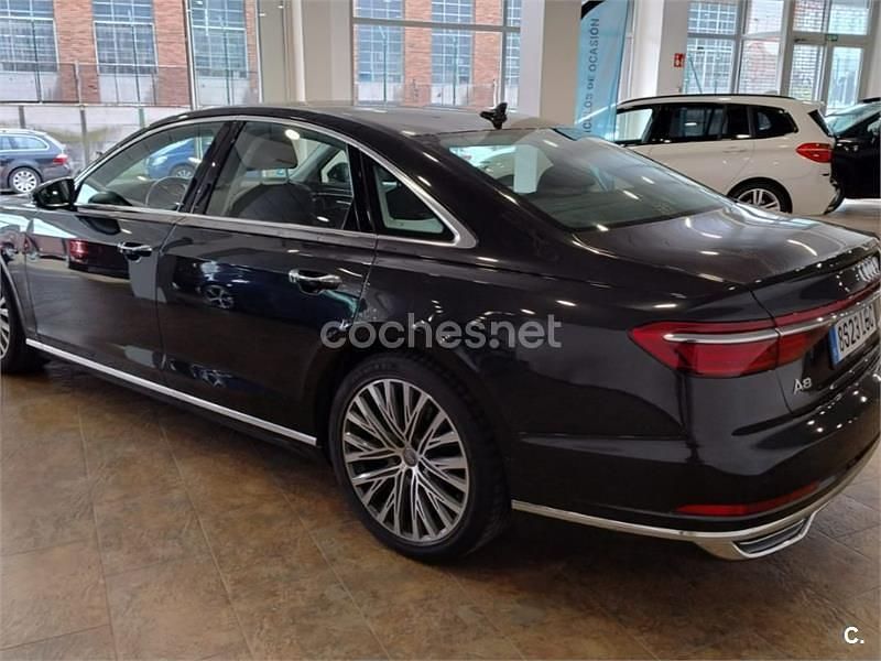 Negro Usado 2020 Audi A8 Ambiente Berlina | 51.000 € (Precio justo) - Imagen 1/4
