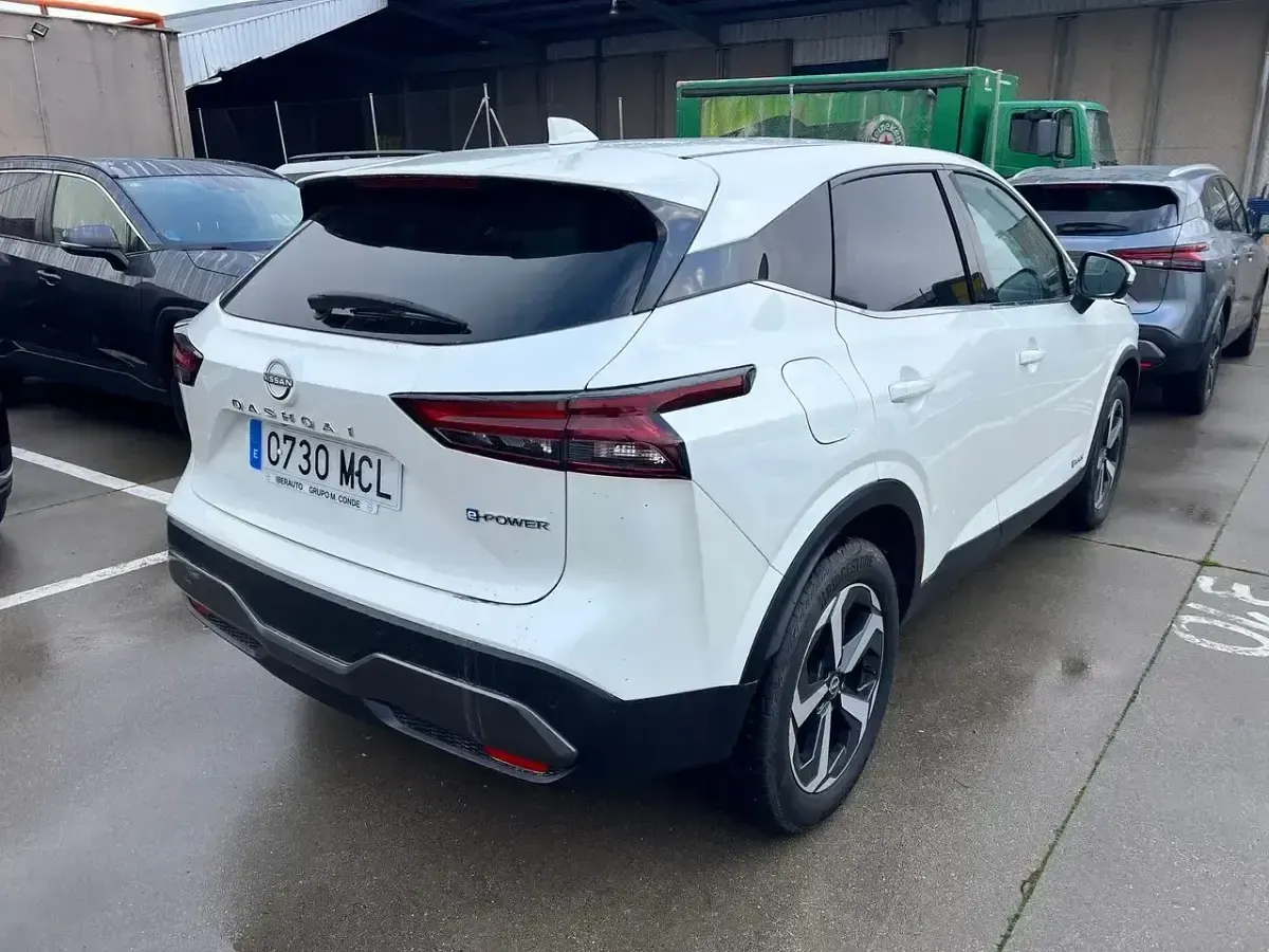 Usado Nissan Qashqai N-Connecta 190 CV (139 kW) 2022 Blanco SUV