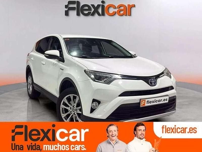 Usado Toyota RAV4 Hybrid Advance 218 CV (160 kW) 2019 Blanco SUV