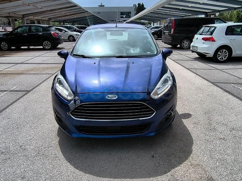 Usado Ford Fiesta Titanium 75 CV (55 kW) 2014 Azul Utilitario