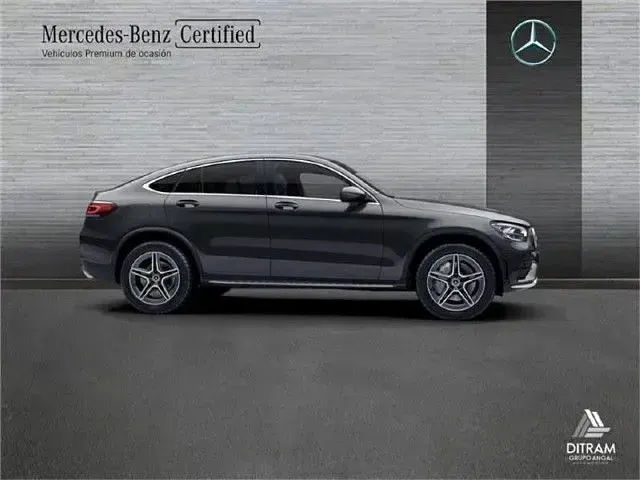 Usado Mercedes GLC300e 306 CV (225 kW) 2023 Gris grafito SUV