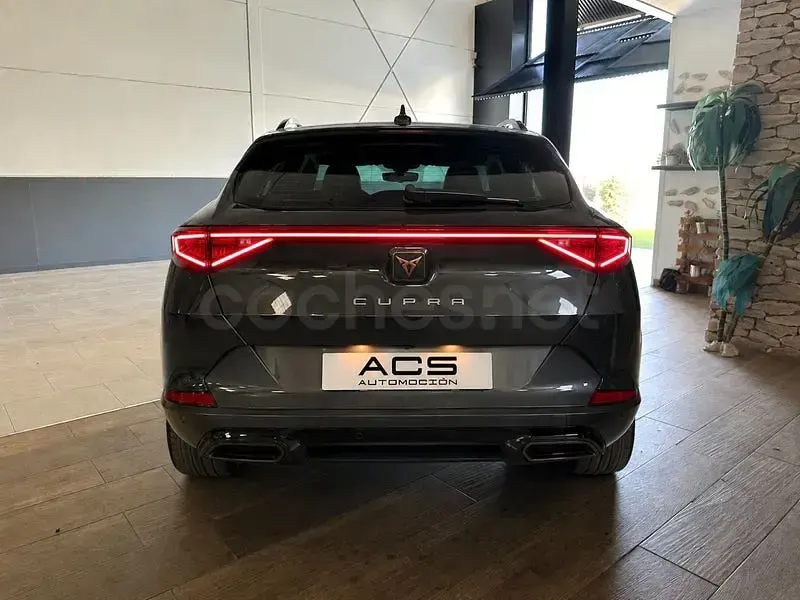 Usado Cupra Formentor 150 CV (110 kW) 2022 Gris / plata SUV