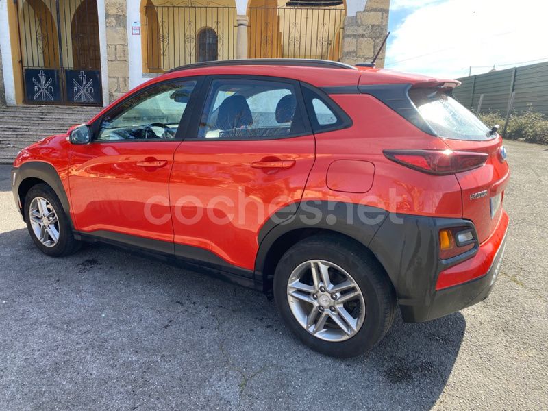 Usado Hyundai Kona 120 CV (88 kW) 2018 Rojo SUV